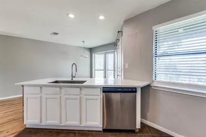 630 W Canty Street #B6, Dallas, TX 75208 - Photo 13