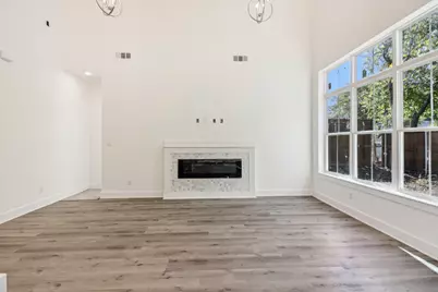 1611 Oak Street, McKinney, TX 75069 - Photo 3