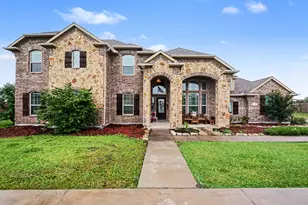 13154 Franklin Ln, Talty, TX 75126 - Photo 1