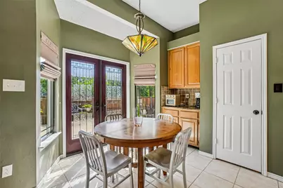 2609 Creekside Way, Highland Village, TX 75077 - Photo 9