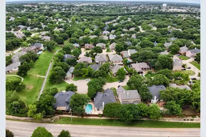 2609 Creekside Way, Highland Village, TX 75077 - Photo 3