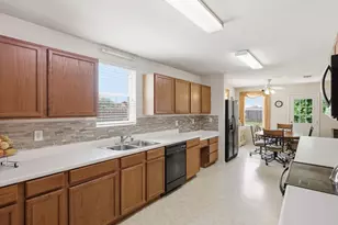 6308 St James Pl, Denton, TX 76210 - Photo 5