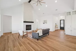 340 Slimp Blf, Azle, TX 76020 - Photo 17