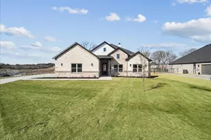 340 Slimp Blf, Azle, TX 76020 - Photo 3