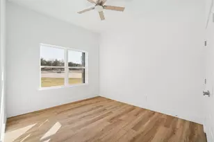 340 Slimp Blf, Azle, TX 76020 - Photo 23