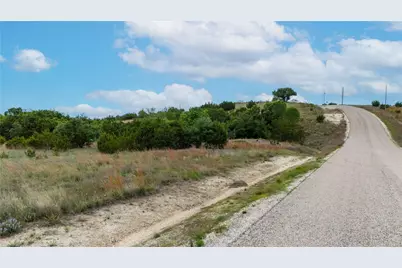 1076 Valley Timbers Court, Glen Rose, TX 76690 - Photo 3