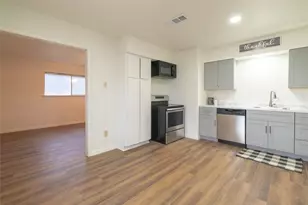 308 W Marble St, Wylie, TX 75098 - Photo 5