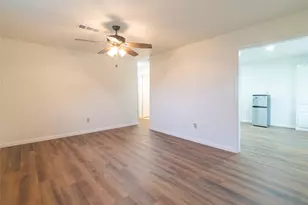 308 W Marble St, Wylie, TX 75098 - Photo 3
