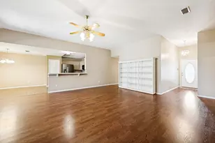 816 Willow Ct, Saginaw, TX 76179 - Photo 3