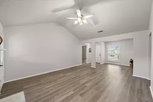 653 Ozark Ave, Burleson, TX 76028 - Photo 9