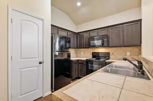 345 Orbit Dr, Lavon, TX 75166 - Photo 9