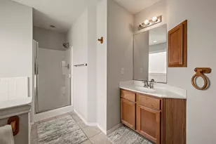 1040 Canyon Dr, Justin, TX 76247 - Photo 17