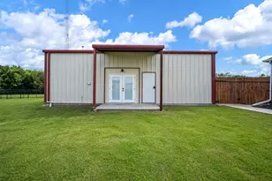 940 Lester Burt Rd, Farmersville, TX 75442 - Photo 25