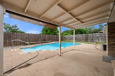 213 Meadowhill Drive, Benbrook, TX 76126 - Photo 27