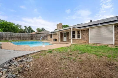 213 Meadowhill Drive, Benbrook, TX 76126 - Photo 29