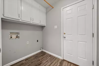 213 Meadowhill Drive, Benbrook, TX 76126 - Photo 27