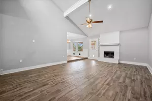 213 Meadowhill Dr, Benbrook, TX 76126 - Photo 9