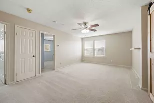 2621 Bayberry Ln, Euless, TX 76039 - Photo 23