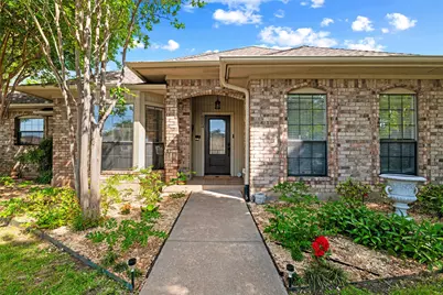 6004 Lakehurst Drive, Arlington, TX 76016 - Photo 3