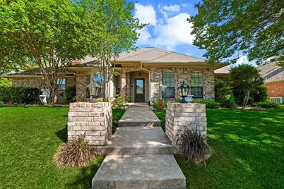 6004 Lakehurst Drive, Arlington, TX 76016 - Photo 3