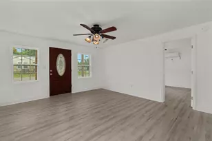 109 W Sedberry, Jefferson, TX 75657 - Photo 11
