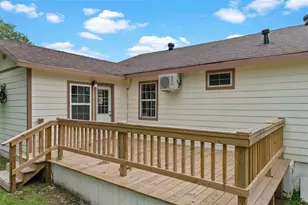 109 W Sedberry, Jefferson, TX 75657 - Photo 9
