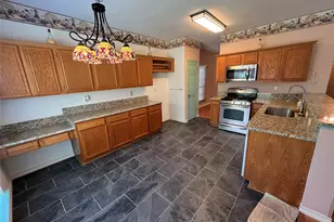 10012 Long Rifle Dr, Fort Worth, TX 76108 - Photo 11