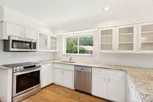 4128 Coral Cir, Benbrook, TX 76126 - Photo 11