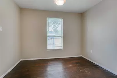 818 E Woodin Boulevard, Dallas, TX 75216 - Photo 21