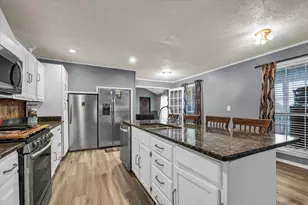 12912 Spring Valley Rd, Moody, TX 76557 - Photo 7