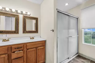 12912 Spring Valley Rd, Moody, TX 76557 - Photo 27