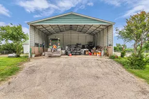 12912 Spring Valley Rd, Moody, TX 76557 - Photo 23
