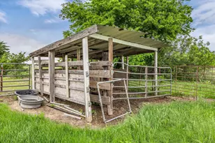 12912 Spring Valley Rd, Moody, TX 76557 - Photo 29