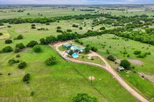 12912 Spring Valley Rd, Moody, TX 76557 - Photo 3