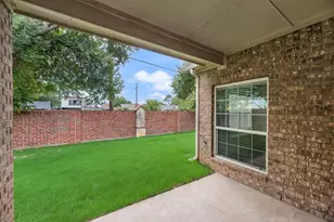 1404 Ashby Dr, Lewisville, TX 75067 - Photo 27