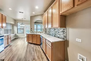 468 Darlington Trail, Fort Worth, TX 76131 - Photo 9