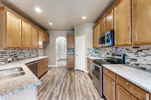 468 Darlington Trail, Fort Worth, TX 76131 - Photo 11