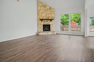 113 Brighton Dr, DeSoto, TX 75115 - Photo 5