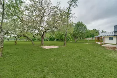 512 Grandview Drive, Granbury, TX 76049 - Photo 31