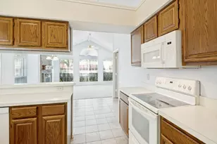 3303 Greenglen Cir, Carrollton, TX 75007 - Photo 13