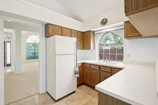 3303 Greenglen Cir, Carrollton, TX 75007 - Photo 11