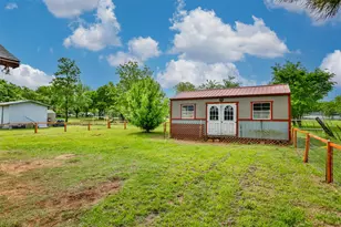 406 W Elm St, Collinsville, TX 76233 - Photo 31