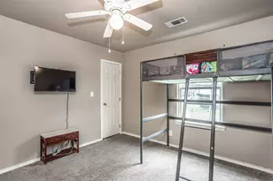 406 W Elm St, Collinsville, TX 76233 - Photo 27