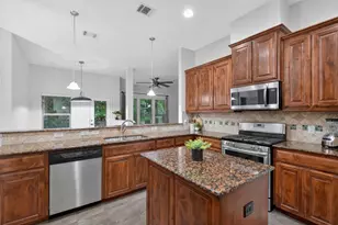 1121 Hidden Lake Dr, Burleson, TX 76028 - Photo 15