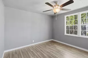 403 Elmo St, Cleburne, TX 76031 - Photo 11