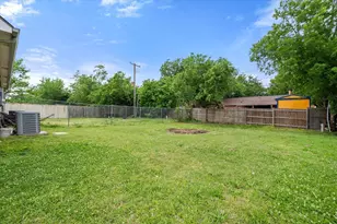 404 Kings Way Dr, Mansfield, TX 76063 - Photo 17