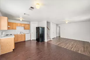 404 Kings Way Dr, Mansfield, TX 76063 - Photo 5