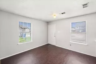404 Kings Way Dr, Mansfield, TX 76063 - Photo 3