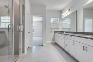 528 Hutchinson Ln, Lewisville, TX 75077 - Photo 11