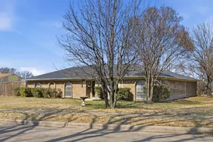 2101 Forestcrest Dr, Plano, TX 75074 - Photo 3